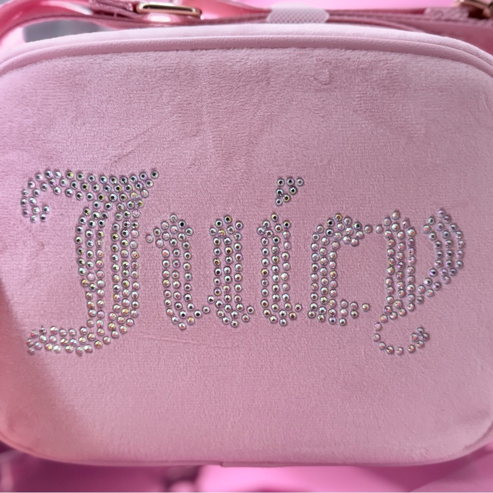 Juicy Couture Obsession Crossbody Camera Bag Pink Velour Bling Rhinestone Logo - Picture 3 of 6